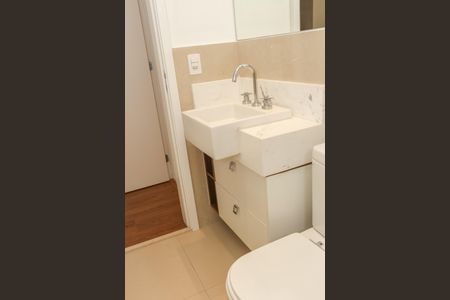 Apartamento à venda com 81m², 2 quartos e 2 vagasBanheiro da Suíte 1