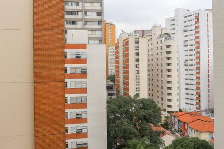 Apartamento à venda com 81m², 2 quartos e 2 vagasVista da Suíte 1