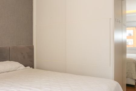 Apartamento à venda com 81m², 2 quartos e 2 vagasSuíte 1