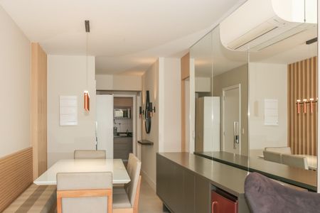 Apartamento à venda com 81m², 2 quartos e 2 vagasSala