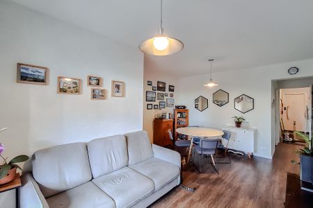 Apartamento à venda com 71m², 3 quartos e 1 vagaSala