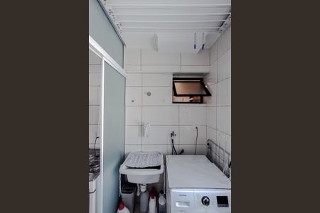 Apartamento à venda com 71m², 3 quartos e 1 vagaÁrea de Serviço