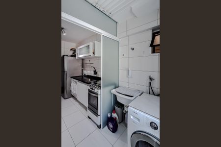 Apartamento à venda com 71m², 3 quartos e 1 vagaÁrea de Serviço