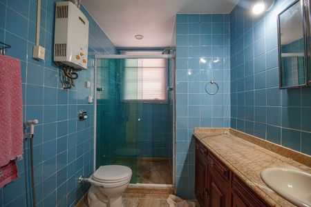 Apartamento à venda com 120m², 4 quartos e 1 vagaBanheiro Suite