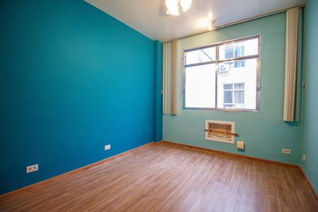 Apartamento à venda com 120m², 4 quartos e 1 vagaQuarto Suite