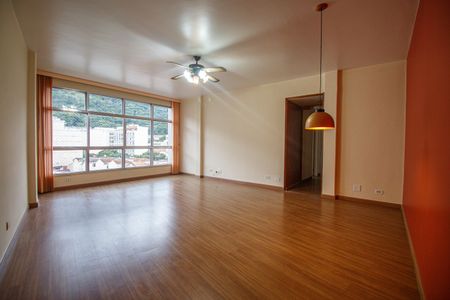 Sala de apartamento para alugar com 4 quartos, 120m² em Tijuca, Rio de Janeiro