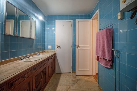 Apartamento à venda com 120m², 4 quartos e 1 vagaBanheiro Suite