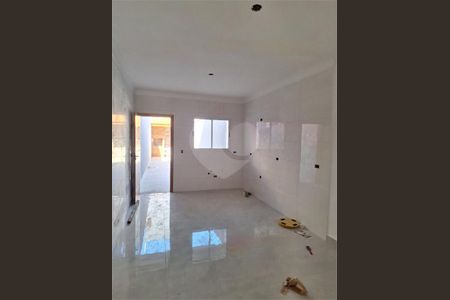 Casa à venda com 3 quartos, 135m² em Parque Boturussu, São Paulo