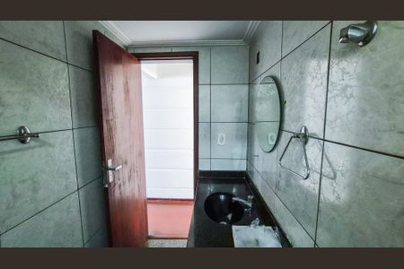 Casa de condomínio para alugar com 80m², 3 quartos e 2 vagasBanheiro Primeiro andar 