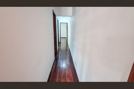 Casa de condomínio para alugar com 80m², 3 quartos e 2 vagasCorredor segundo andar 