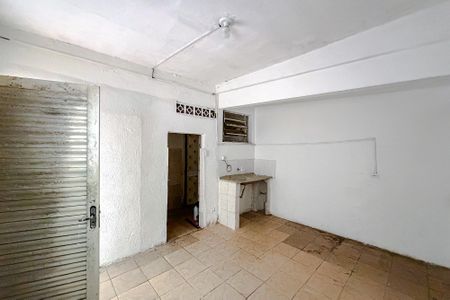 Casa para alugar com 45m², 0 quarto e sem vaga Casa para alugar com 45m², 0 quarto e sem vagaSala/Quarto