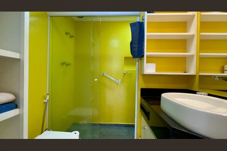 Apartamento à venda com 43m², 1 quarto e 1 vaga Apartamento à venda com 43m², 1 quarto e 1 vagaBanheiro da Suíte