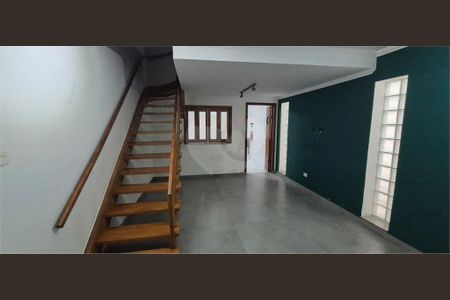 Casa à venda com 114m², 2 quartos e 1 vaga