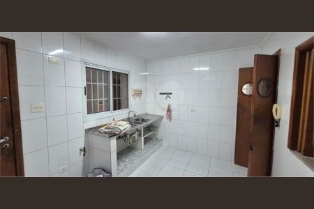 Casa à venda com 114m², 2 quartos e 1 vaga
