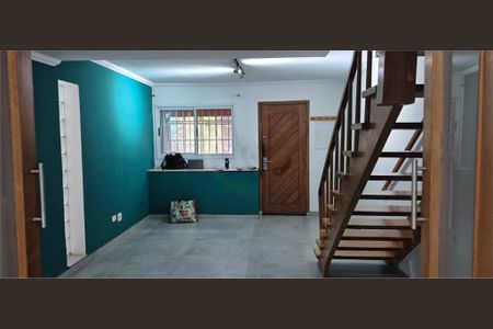 Casa à venda com 114m², 2 quartos e 1 vaga