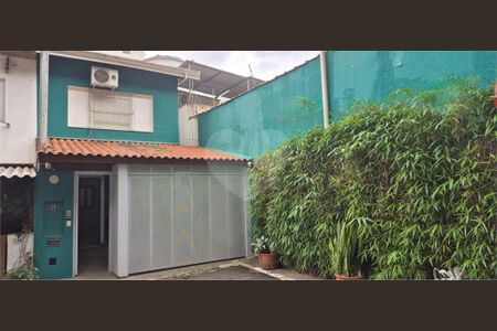 Casa à venda com 114m², 2 quartos e 1 vaga