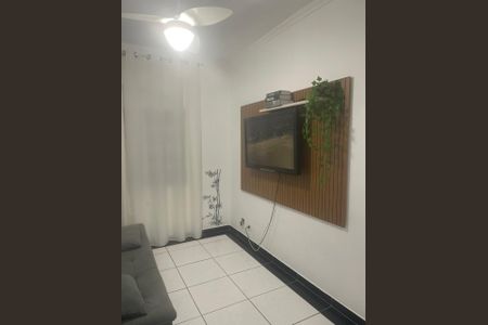 Sala de apartamento para alugar com 1 quarto, 45m² em Vila Tupi, Praia Grande