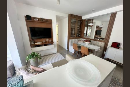 Apartamento à venda com 56m², 2 quartos e 1 vagaFoto 04