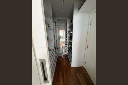 Casa à venda com 3 quartos, 222m² em Vila Augusta, Guarulhos