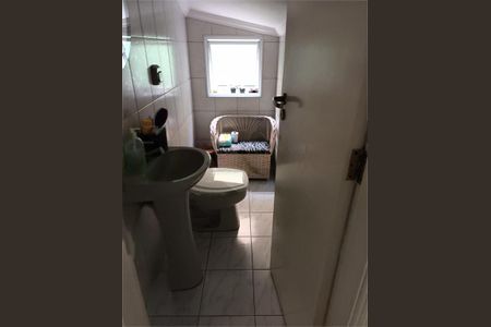 Casa à venda com 3 quartos, 200m² em Parque Peruche, São Paulo