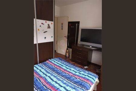 Casa à venda com 3 quartos, 200m² em Parque Peruche, São Paulo