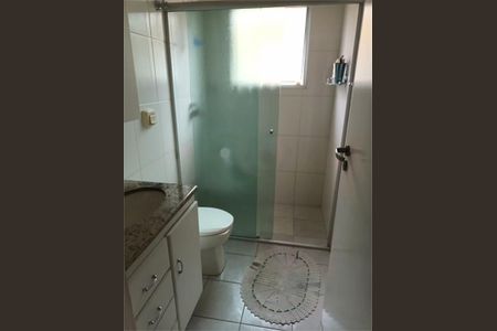 Casa à venda com 3 quartos, 200m² em Parque Peruche, São Paulo