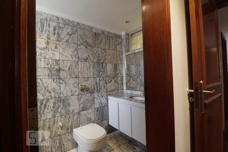 Apartamento para alugar com 130m², 3 quartos e 2 vagas Apartamento para alugar com 130m², 3 quartos e 2 vagasBanheiro