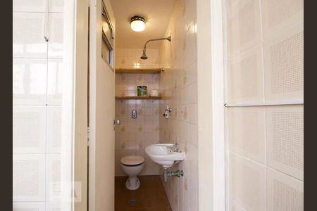 Apartamento para alugar com 130m², 3 quartos e 2 vagas Apartamento para alugar com 130m², 3 quartos e 2 vagasBanheiro