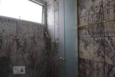 Apartamento para alugar com 130m², 3 quartos e 2 vagas Apartamento para alugar com 130m², 3 quartos e 2 vagasBanheiro