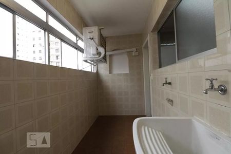 Apartamento para alugar com 130m², 3 quartos e 2 vagas Apartamento para alugar com 130m², 3 quartos e 2 vagasÁrea de serviço