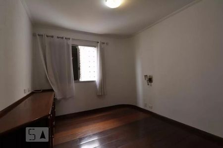 Apartamento para alugar com 130m², 3 quartos e 2 vagas Apartamento para alugar com 130m², 3 quartos e 2 vagasQuarto
