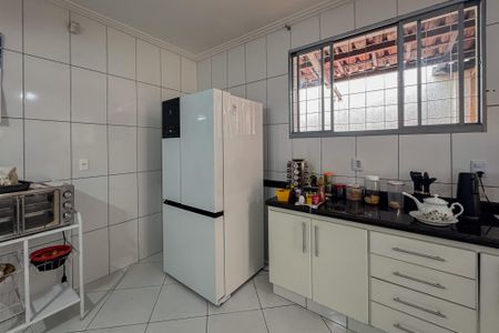 Casa à venda com 210m², 4 quartos e 4 vagasCozinha