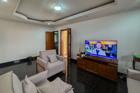 Sala de casa à venda com 4 quartos, 210m² em Santa Cruz, Belo Horizonte
