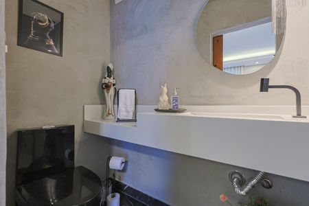 Apartamento à venda com 130m², 4 quartos e 2 vagasLavabo