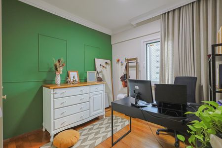 Apartamento à venda com 130m², 4 quartos e 2 vagasQuarto 1