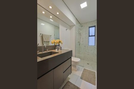 Apartamento à venda com 130m², 4 quartos e 2 vagasBanheiro