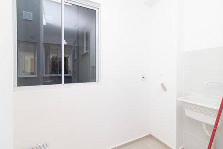 Apartamento para alugar com 45m², 2 quartos e 1 vaga Apartamento para alugar com 45m², 2 quartos e 1 vagaCozinha e Área de Serviço