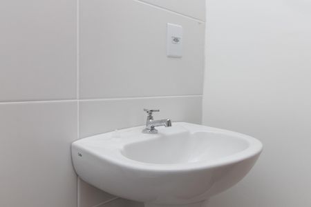 Apartamento para alugar com 45m², 2 quartos e 1 vaga Apartamento para alugar com 45m², 2 quartos e 1 vagaBanheiro