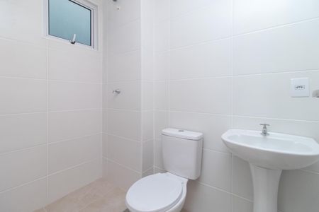 Apartamento para alugar com 45m², 2 quartos e 1 vaga Apartamento para alugar com 45m², 2 quartos e 1 vagaBanheiro