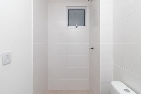 Apartamento para alugar com 45m², 2 quartos e 1 vaga Apartamento para alugar com 45m², 2 quartos e 1 vagaBanheiro