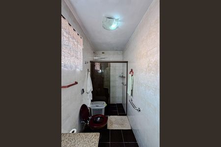 Casa à venda com 320m², 3 quartos e 1 vaga Casa à venda com 320m², 3 quartos e 1 vagaBanheiro