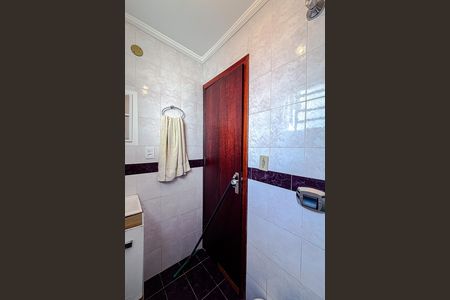 Casa à venda com 320m², 3 quartos e 1 vaga Casa à venda com 320m², 3 quartos e 1 vagaBanheiro da Suíte