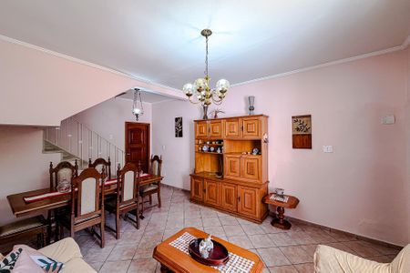Casa à venda com 320m², 3 quartos e 1 vaga Casa à venda com 320m², 3 quartos e 1 vagaSala