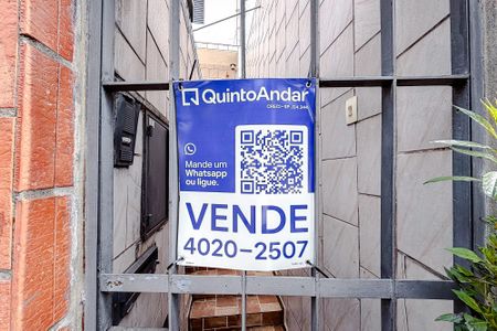 Casa à venda com 320m², 3 quartos e 1 vaga Casa à venda com 320m², 3 quartos e 1 vagaPlaquinha