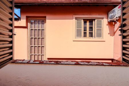Casa à venda com 320m², 3 quartos e 1 vaga Casa à venda com 320m², 3 quartos e 1 vagaVista da Suíte