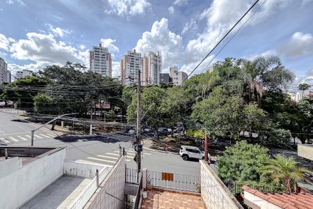 Casa à venda com 320m², 3 quartos e 1 vaga Casa à venda com 320m², 3 quartos e 1 vagaVista do Quarto 1