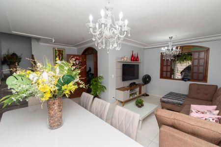 Sala de casa à venda com 3 quartos, 400m² em Diamante, Belo Horizonte