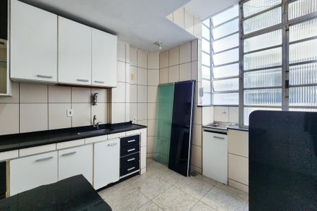 Apartamento à venda com 60m², 2 quartos e sem vagaCozinha 