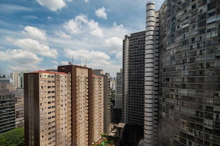 Sala - Vista de apartamento para alugar com 1 quarto, 63m² em República, São Paulo
