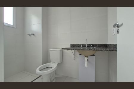 Apartamento à venda com 58m², 2 quartos e 2 vagasBanheiro da suíte